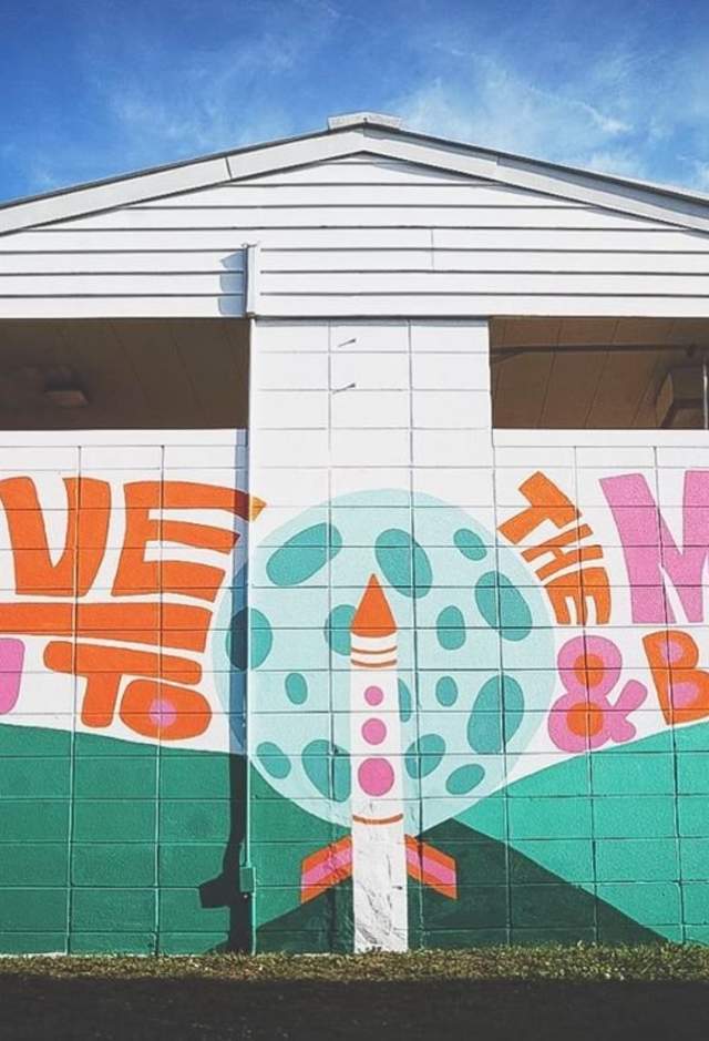 Love you to the Moon and Back Mural